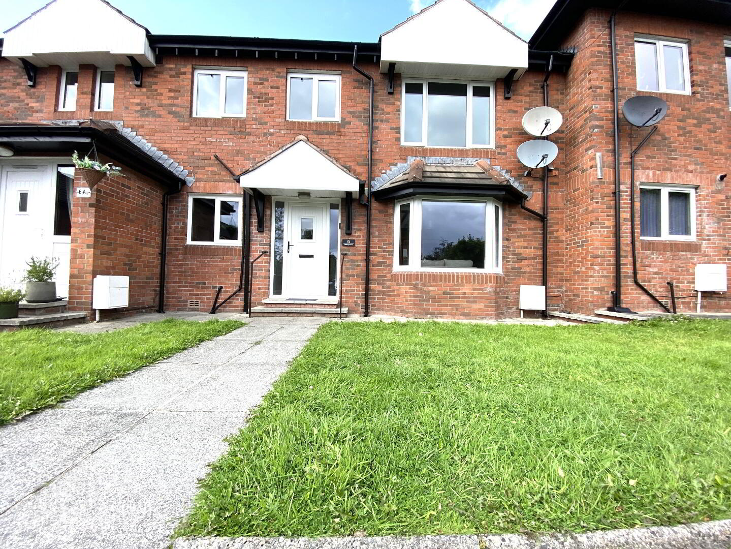 6 Railway Court 1 of 25