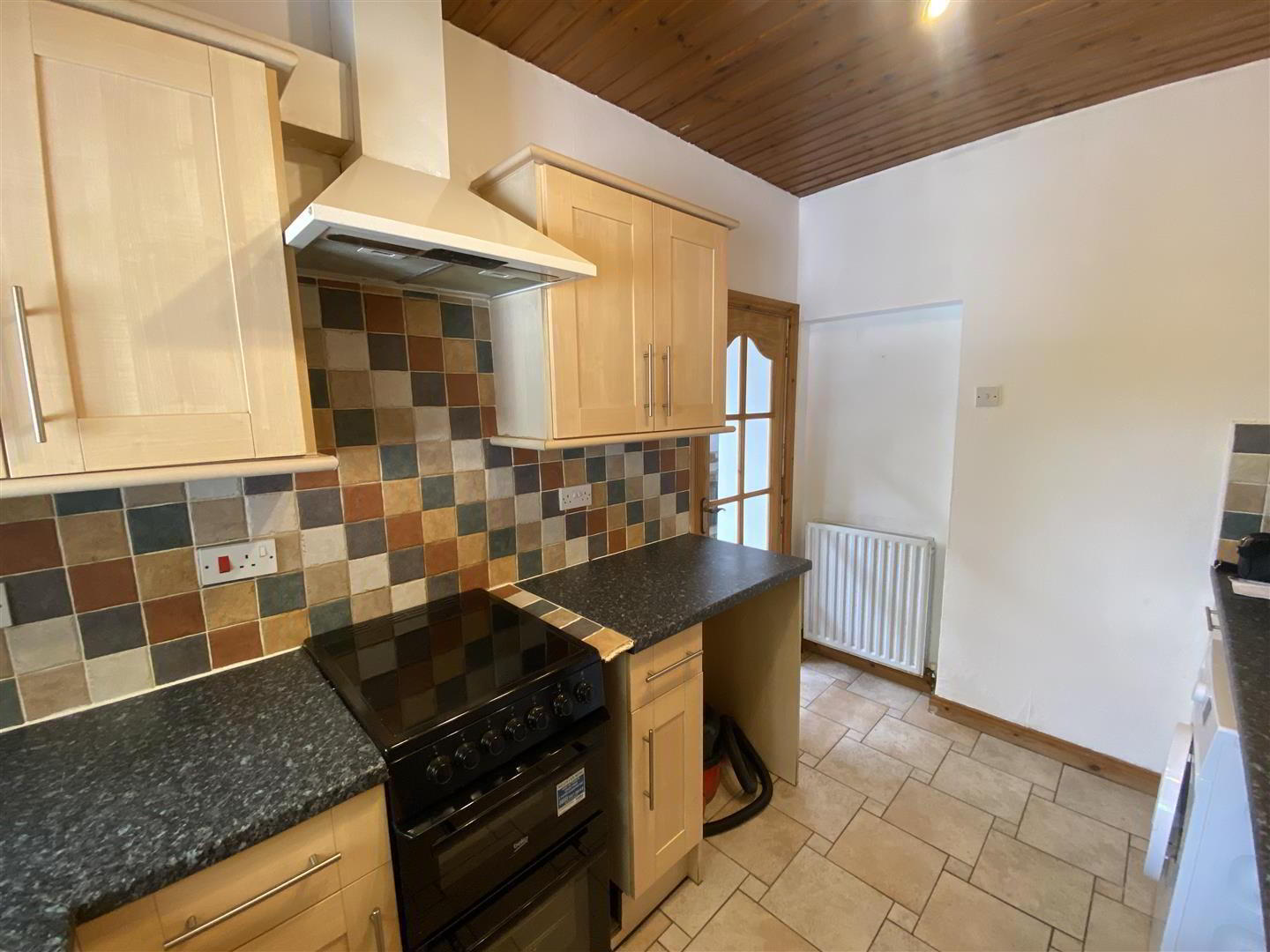 13 Lurgan Road 10 of 23