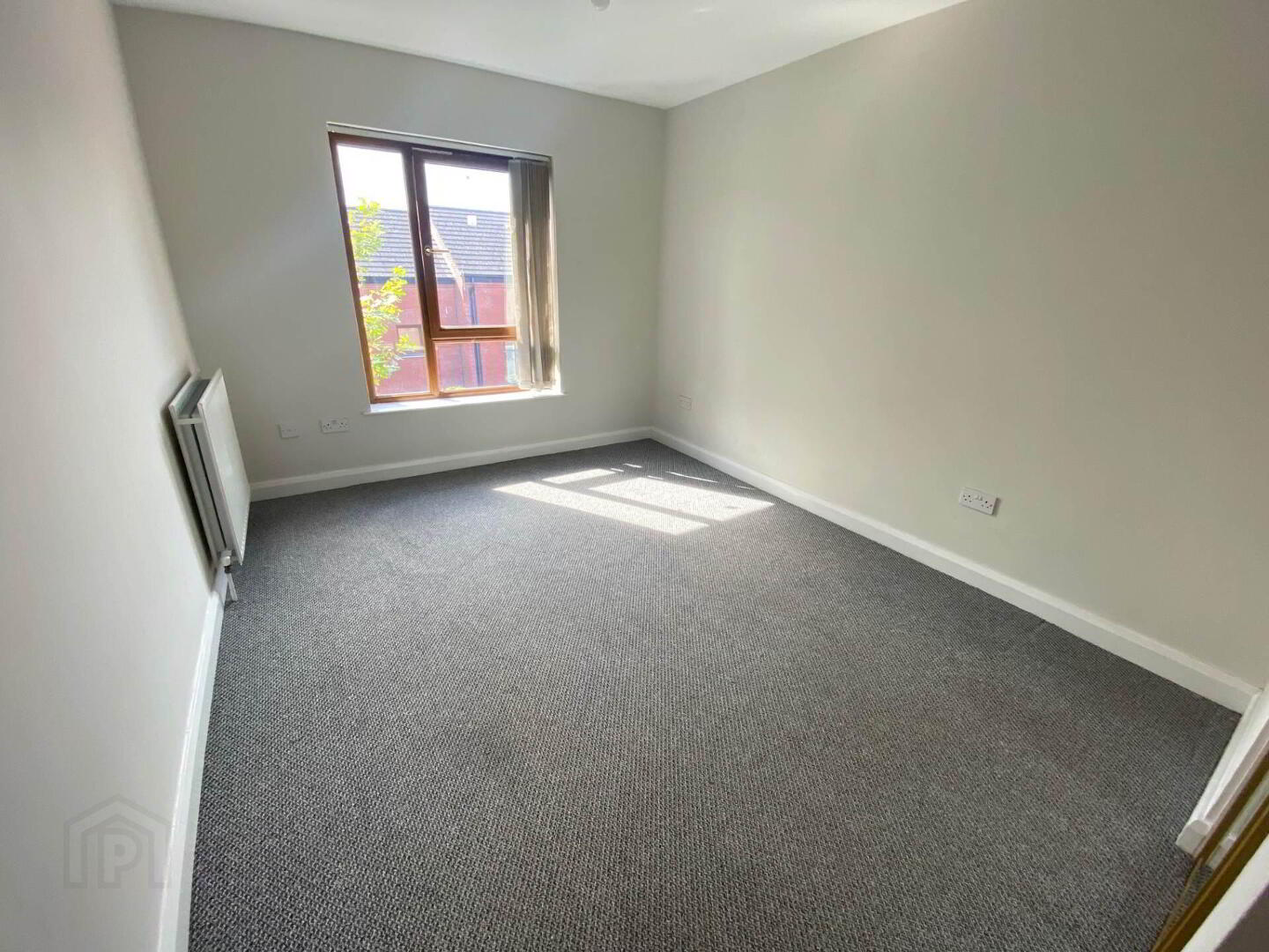 Apt 3 30, Chatsworth Street 6 of 10