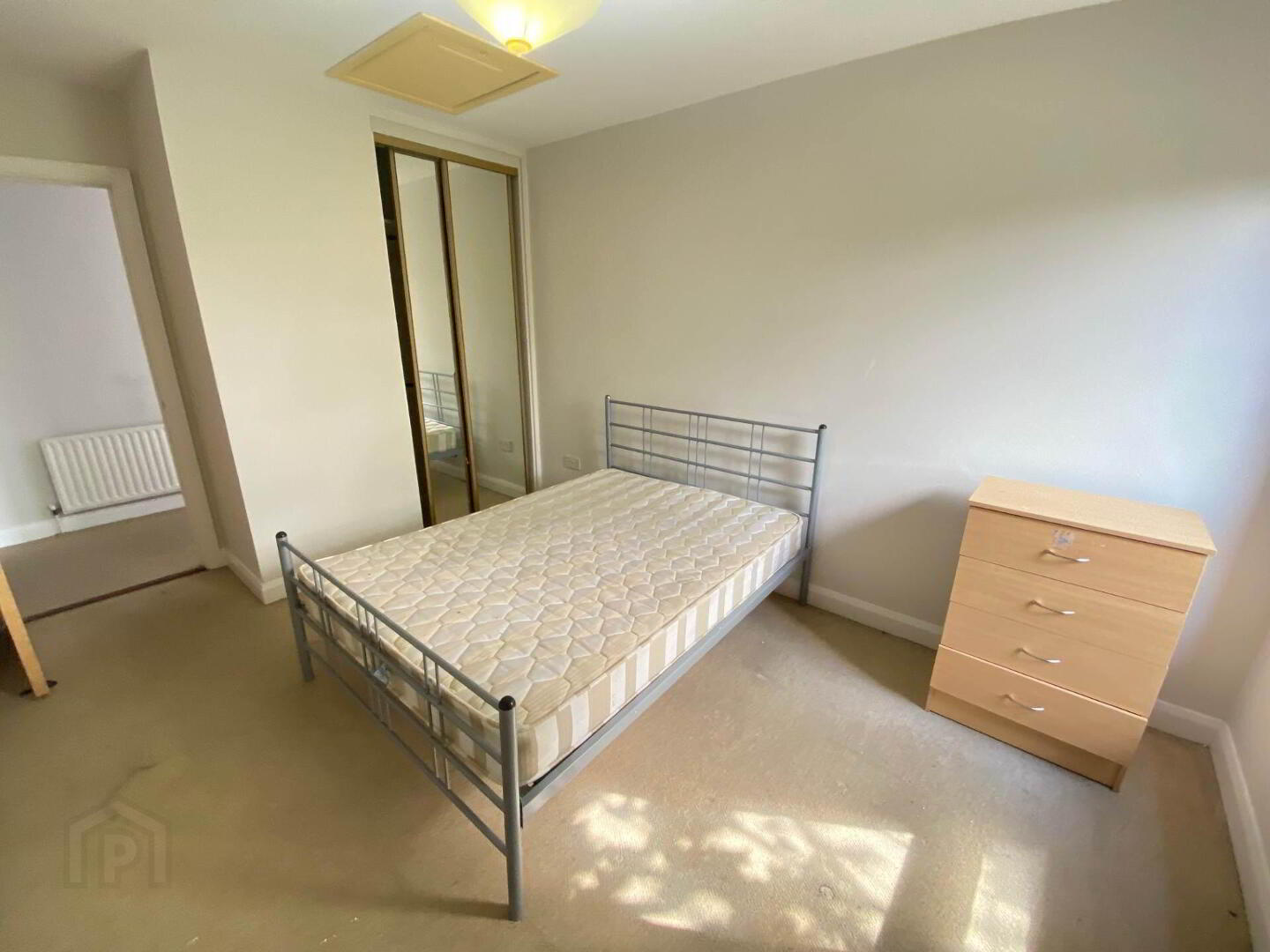 Apt 3 30, Chatsworth Street 9 of 10