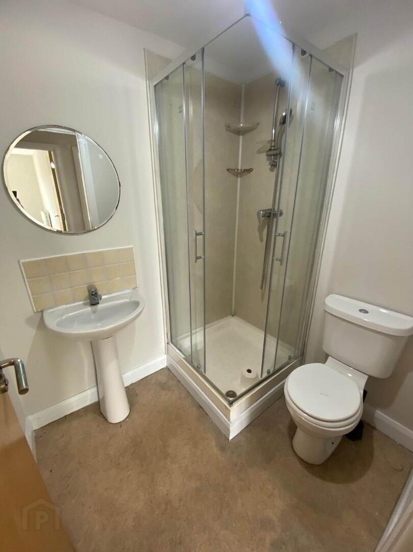 Apt 3 30, Chatsworth Street 10 of 10