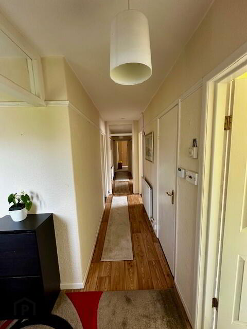 1 Glentoye Park 3 of 14