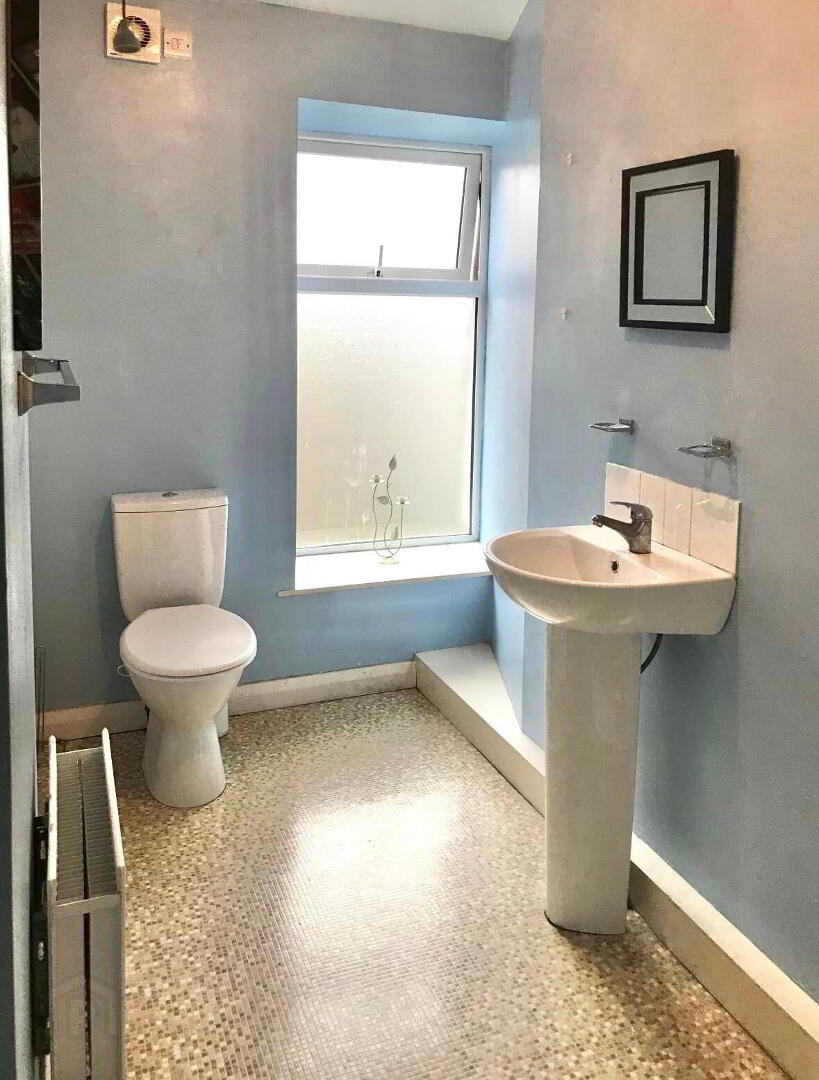 Unit B, 1 Charles Street 6 of 8