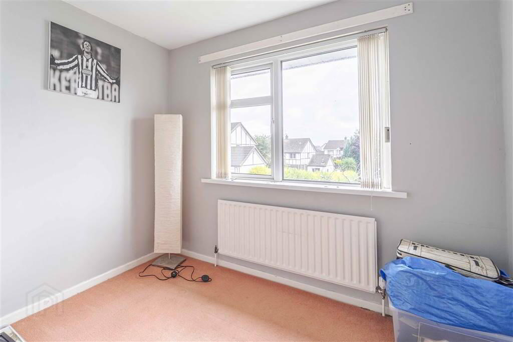 32 Eglantine Park 15 of 17