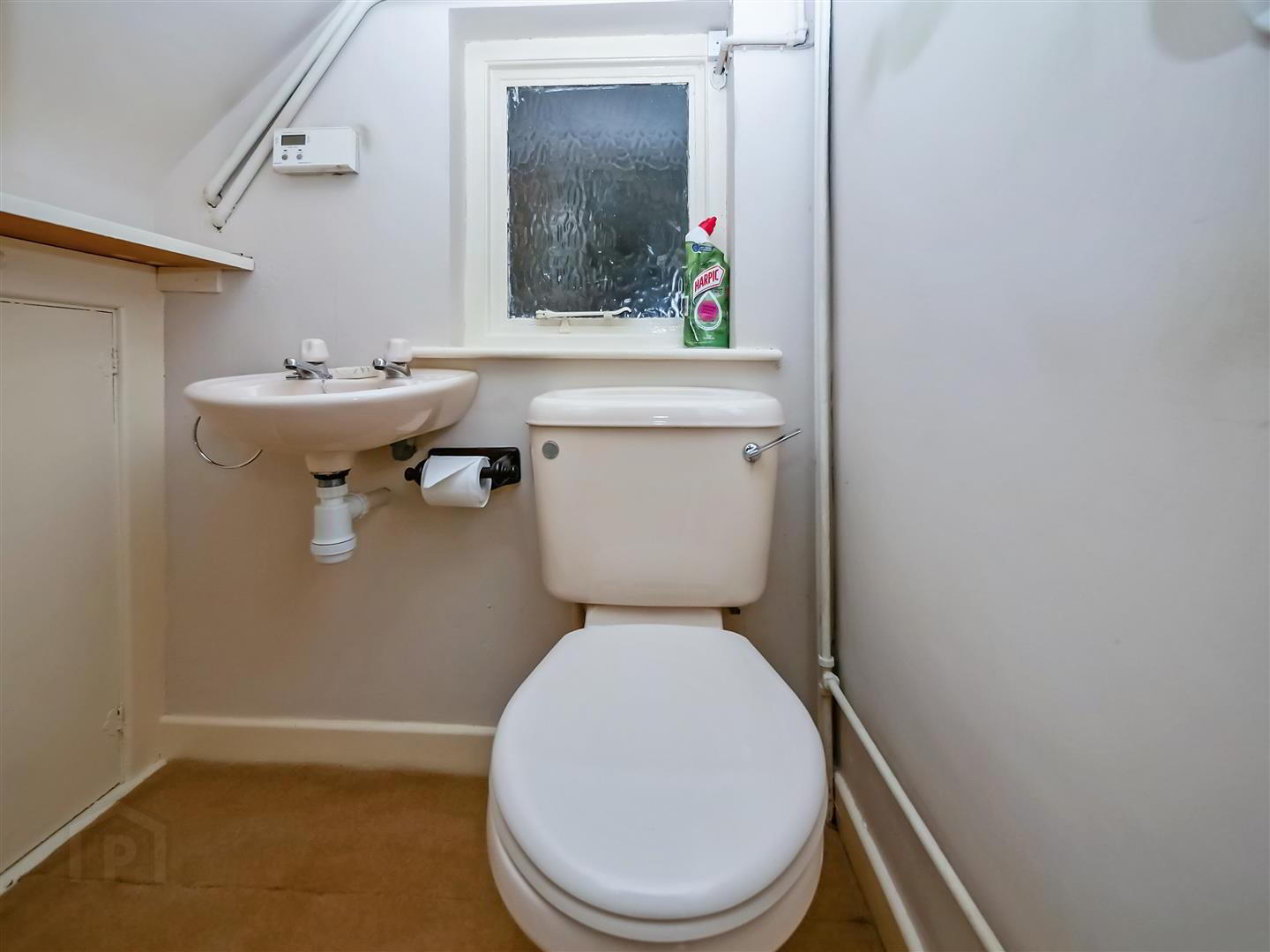 14 Cotswold Avenue 3 of 19