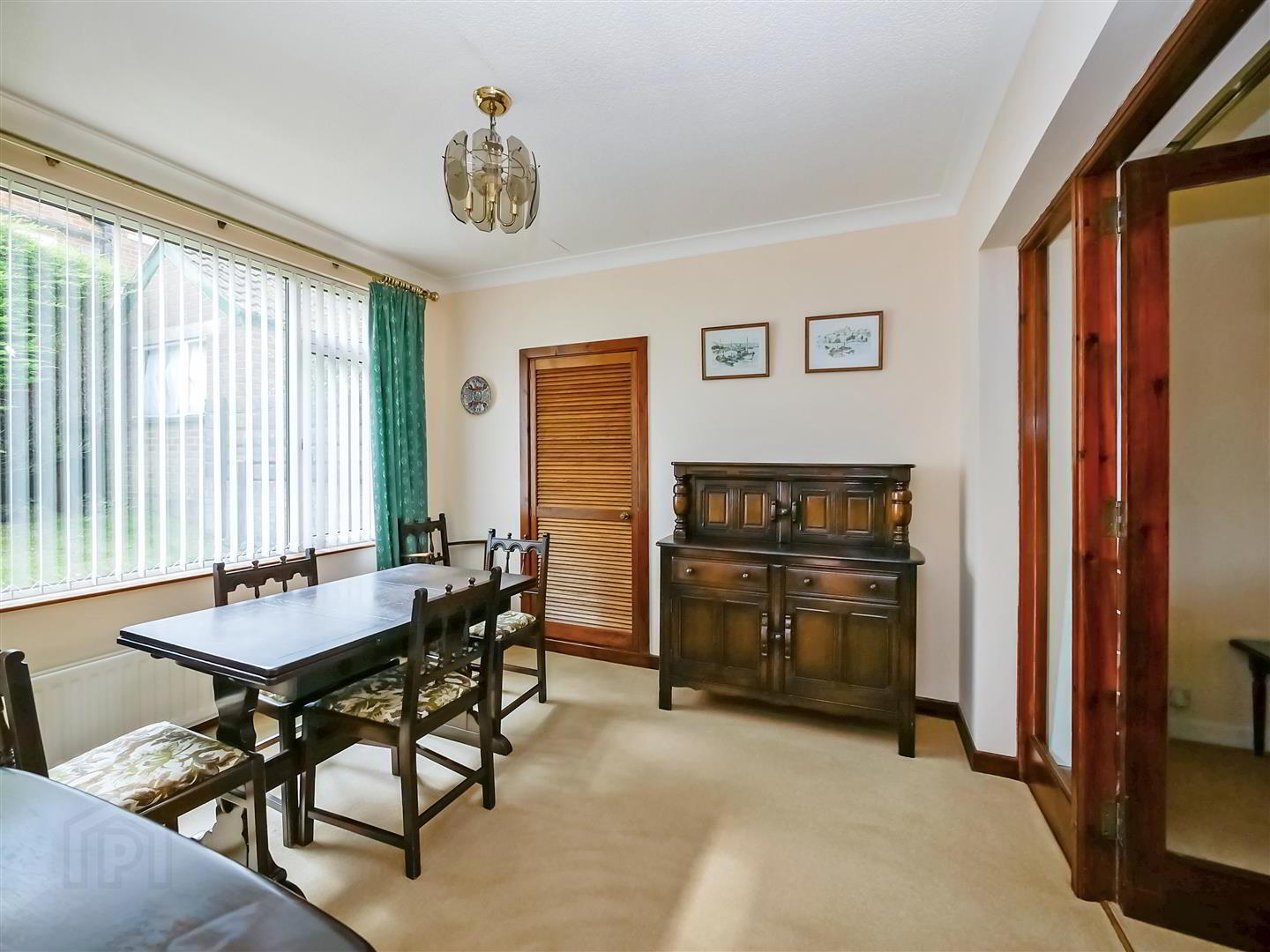 14 Cotswold Avenue 8 of 19