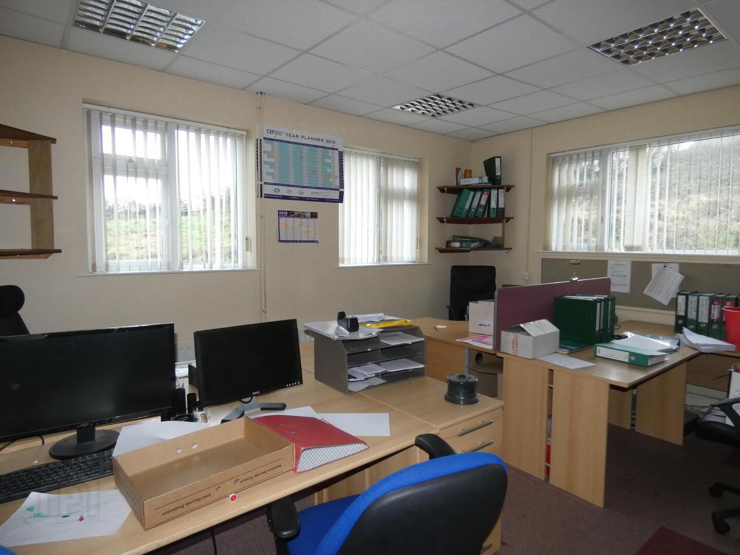 Offices And Store 6 of 12