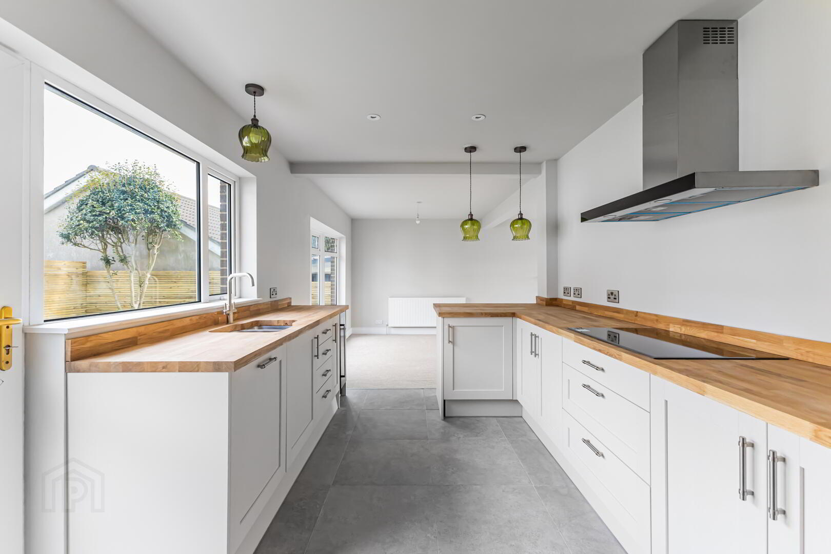 33 Dermott Walk 7 of 17