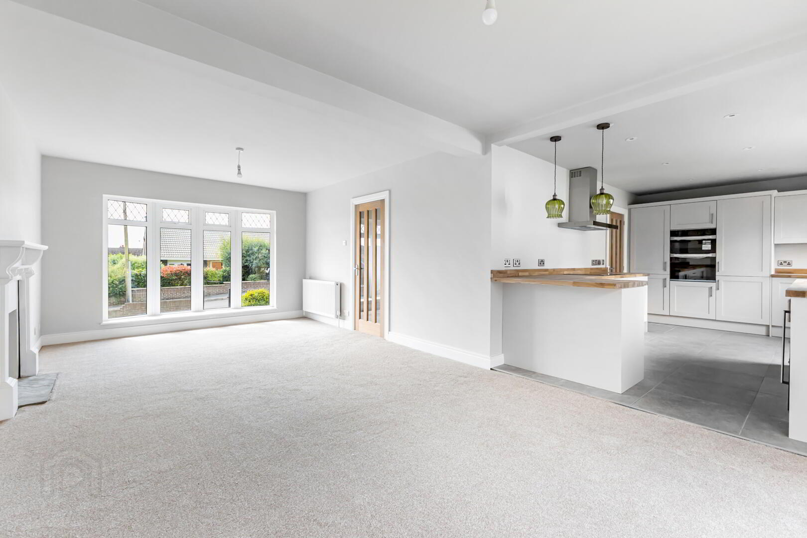 33 Dermott Walk 5 of 17