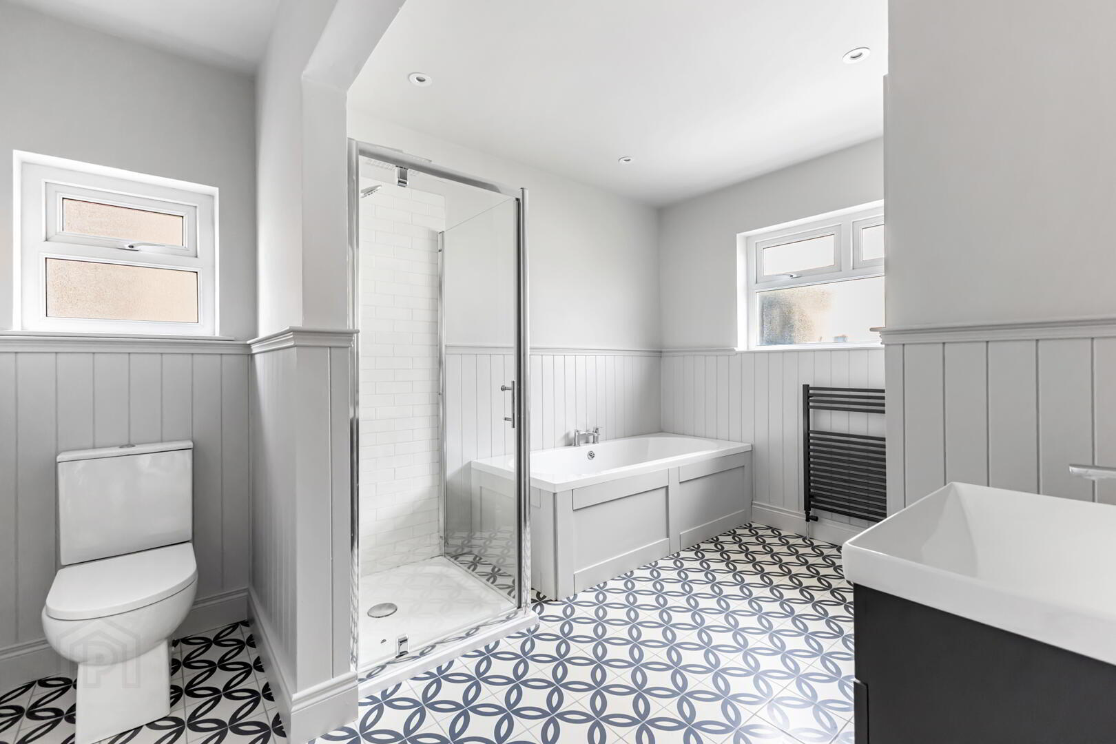 33 Dermott Walk 14 of 17