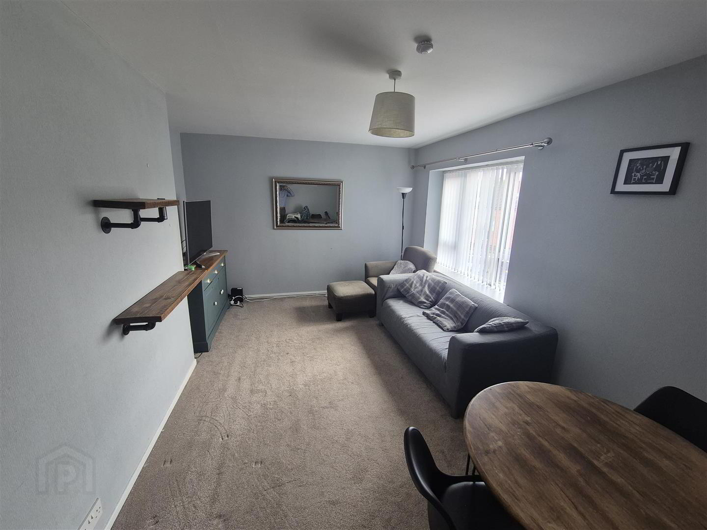 15b Belvoir Crescent 4 of 8