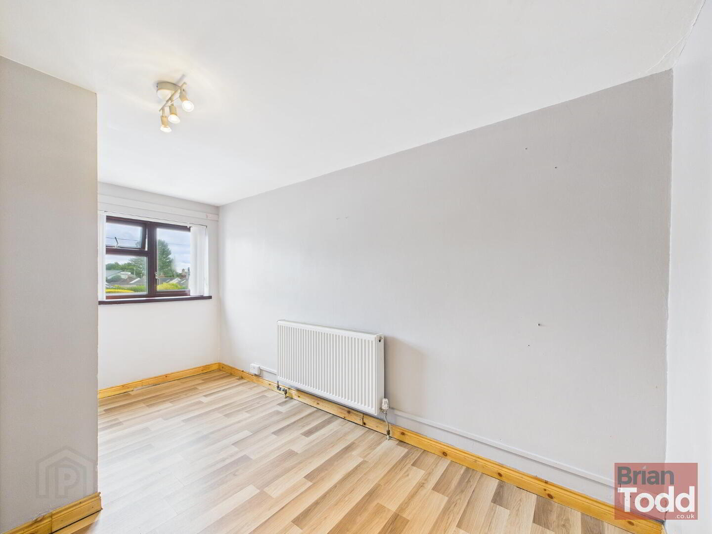 1 Parkmount Avenue 6 of 18