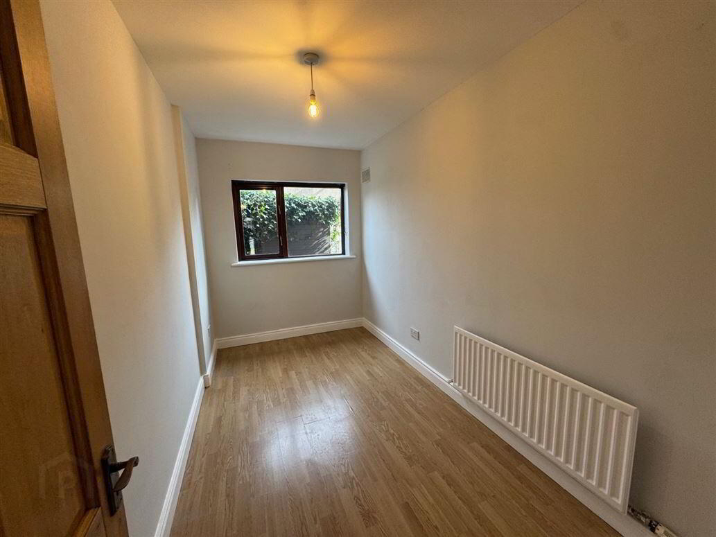 28 Beacon Court 7 of 9
