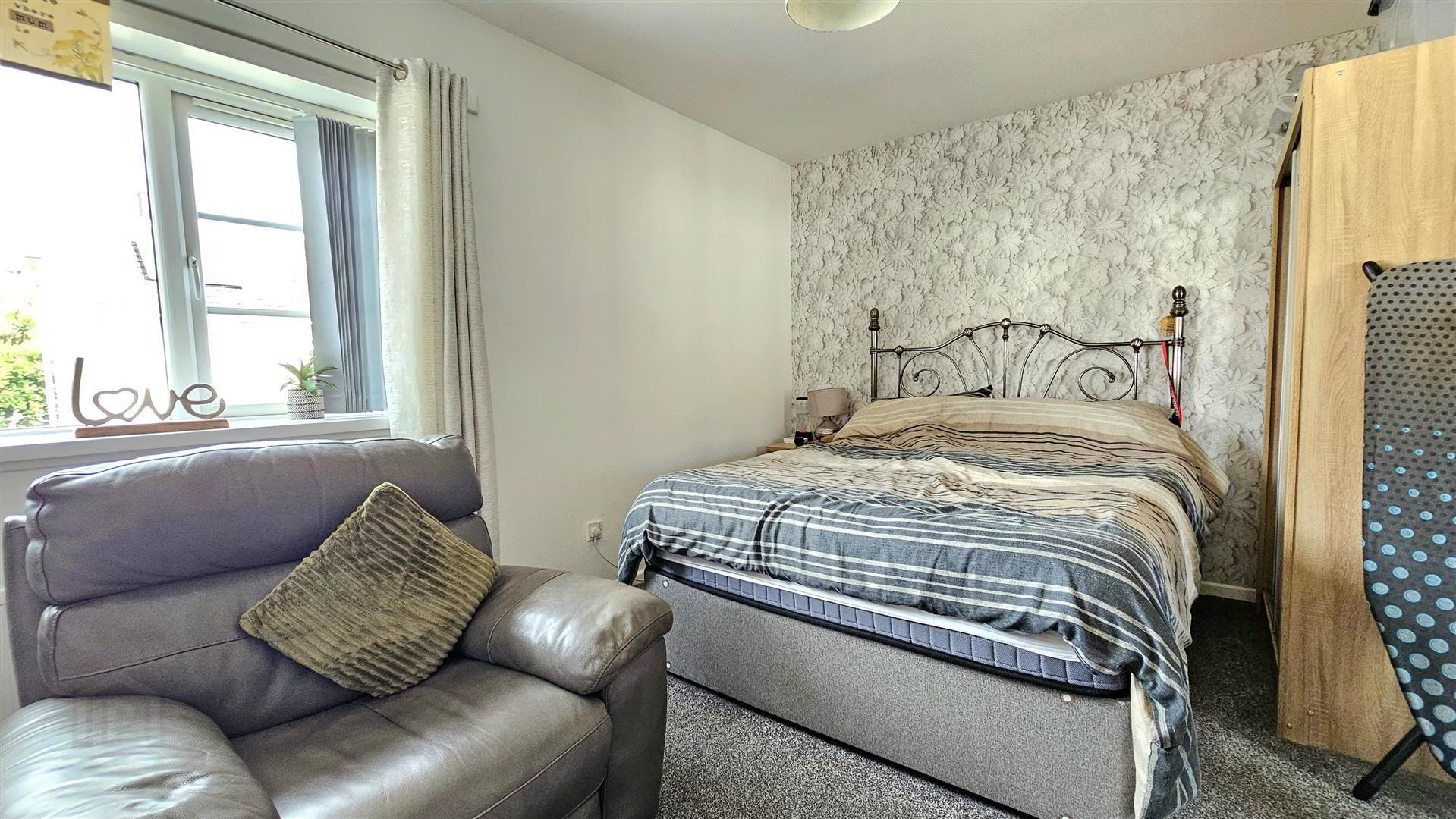 26 Thorndale Square 7 of 10