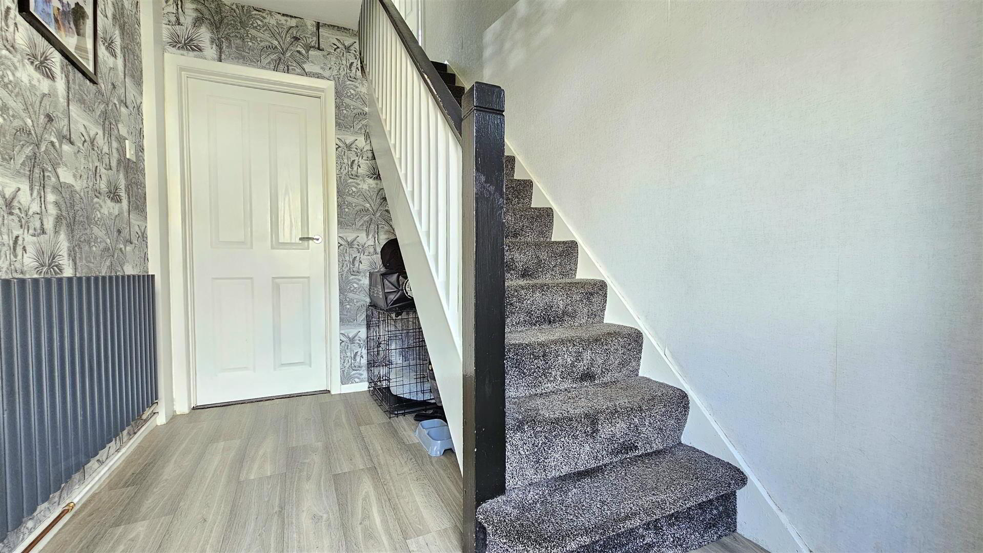 26 Thorndale Square 2 of 10