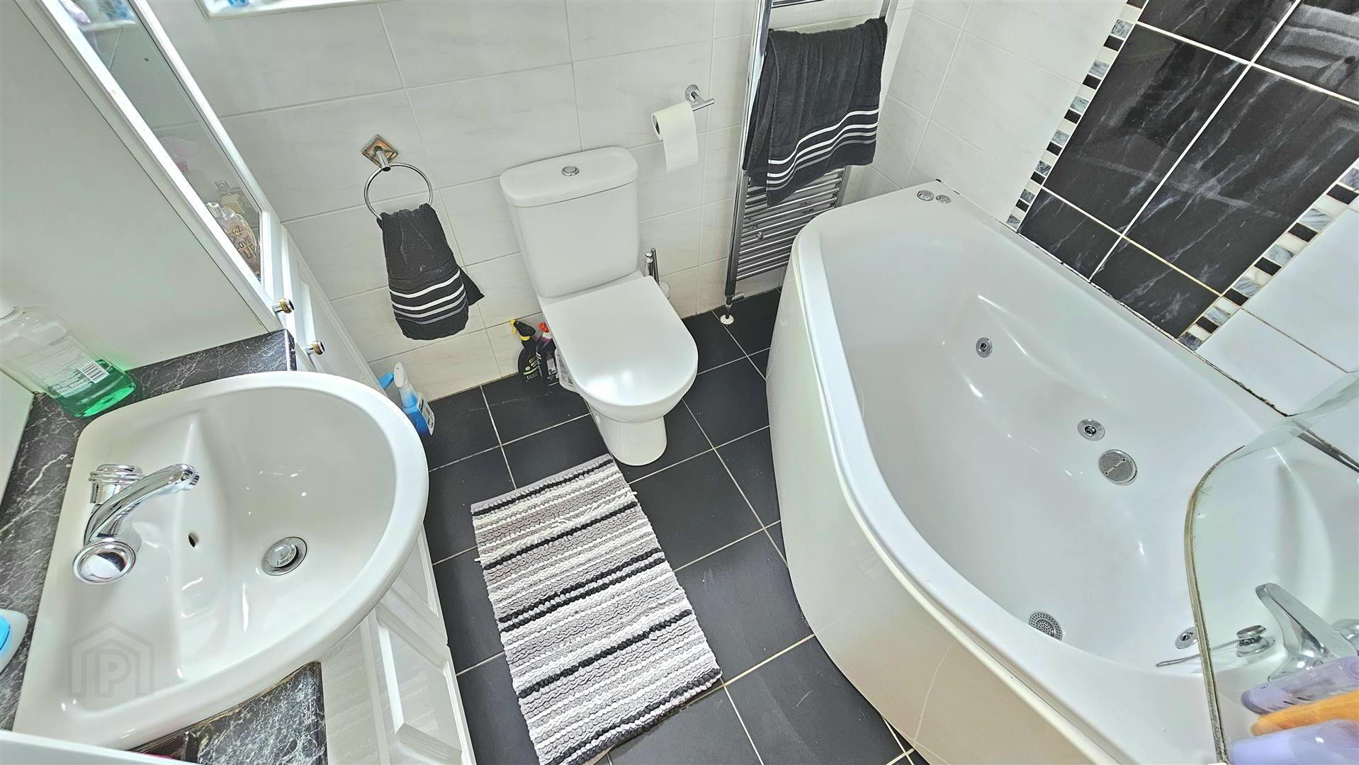 29 Castleburn Road 12 of 15