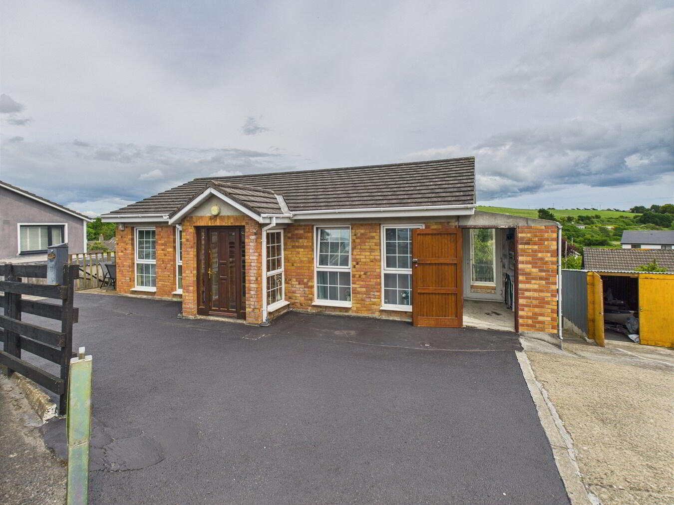 property description image