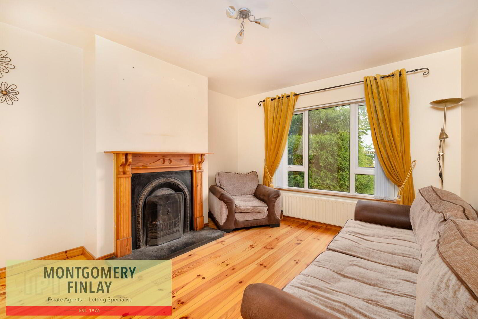 8 Beechgrove 5 of 25