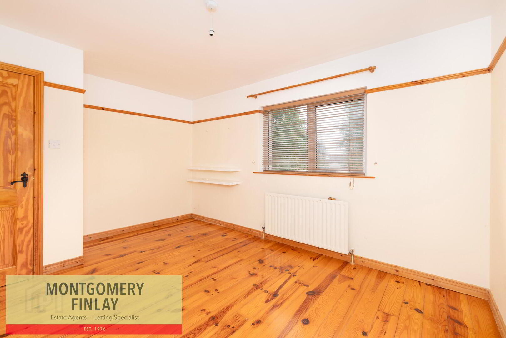 8 Beechgrove 16 of 25