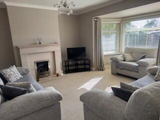STUDENT LET 2025-26, 5 Ardmore Drive 1 of 10