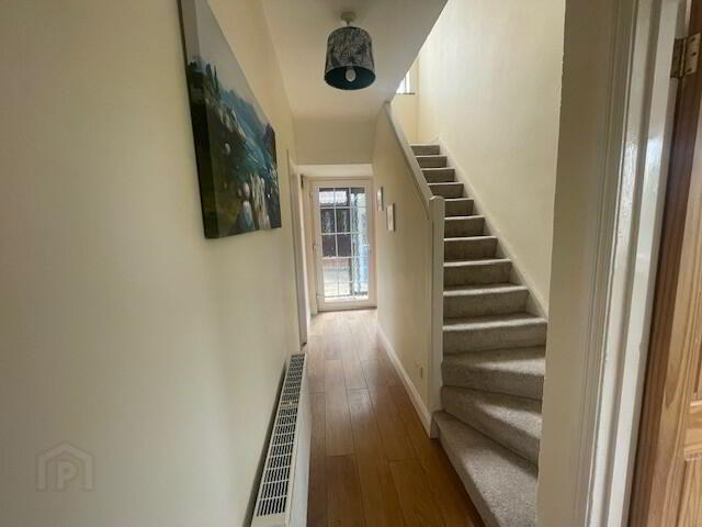 STUDENT LET 2025-26, 44 Prospect Road 3 of 8