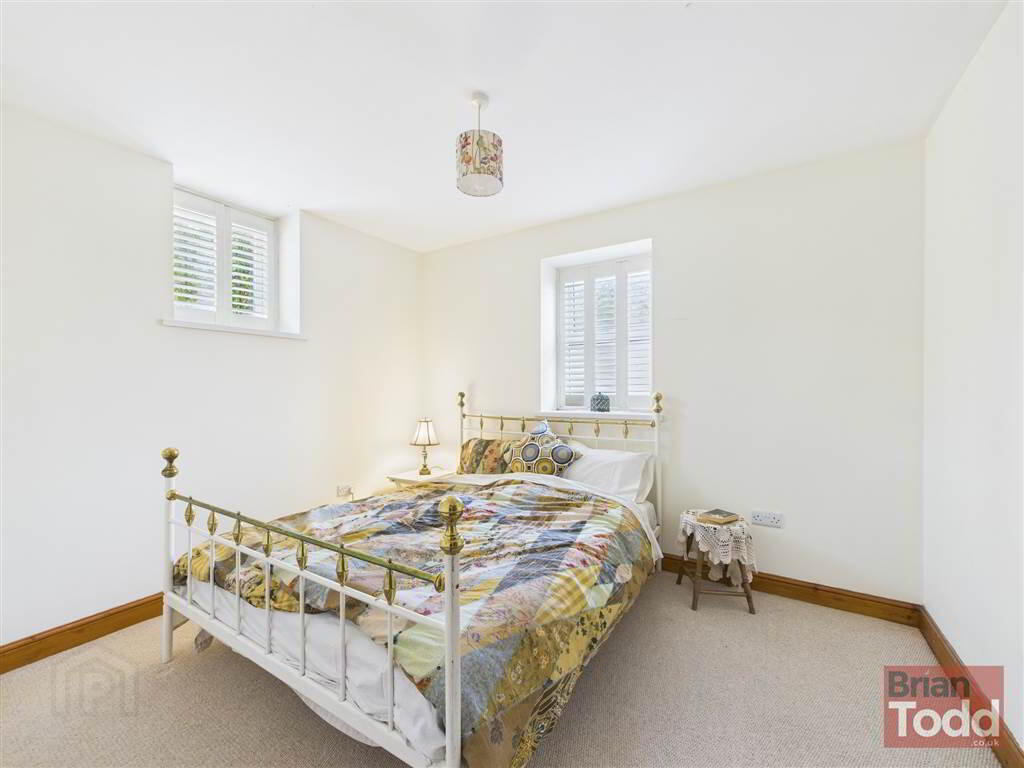 Whitehill Road 13 of 21