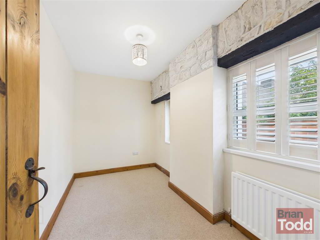 Whitehill Road 14 of 21