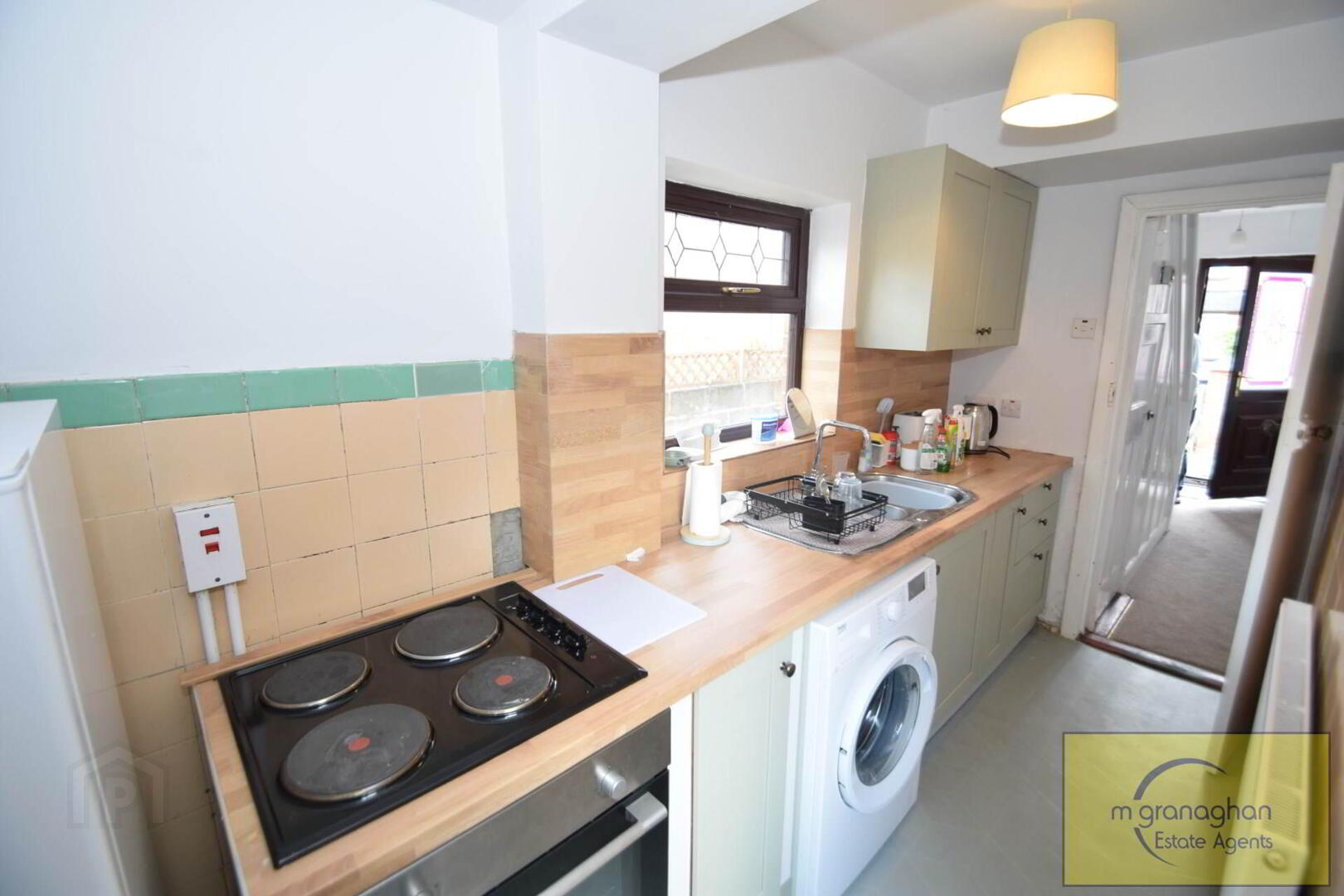 8 Andersonstown Drive 6 of 22