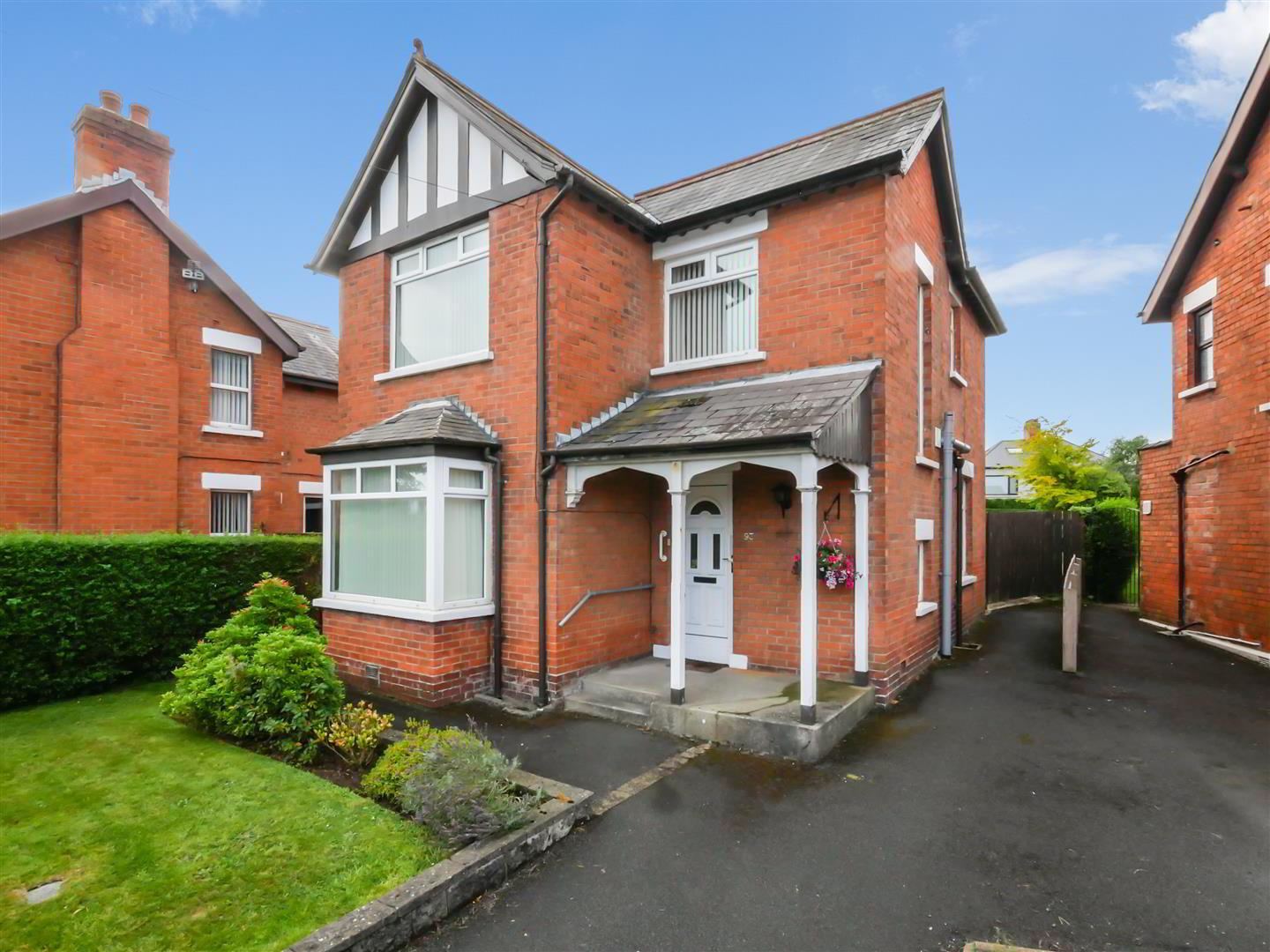 93 Knockbreda Road 2 of 20