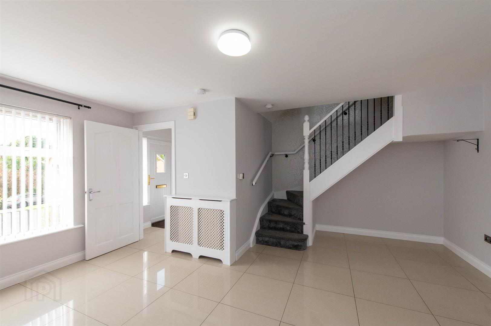 10 Drummond Brae 11 of 30