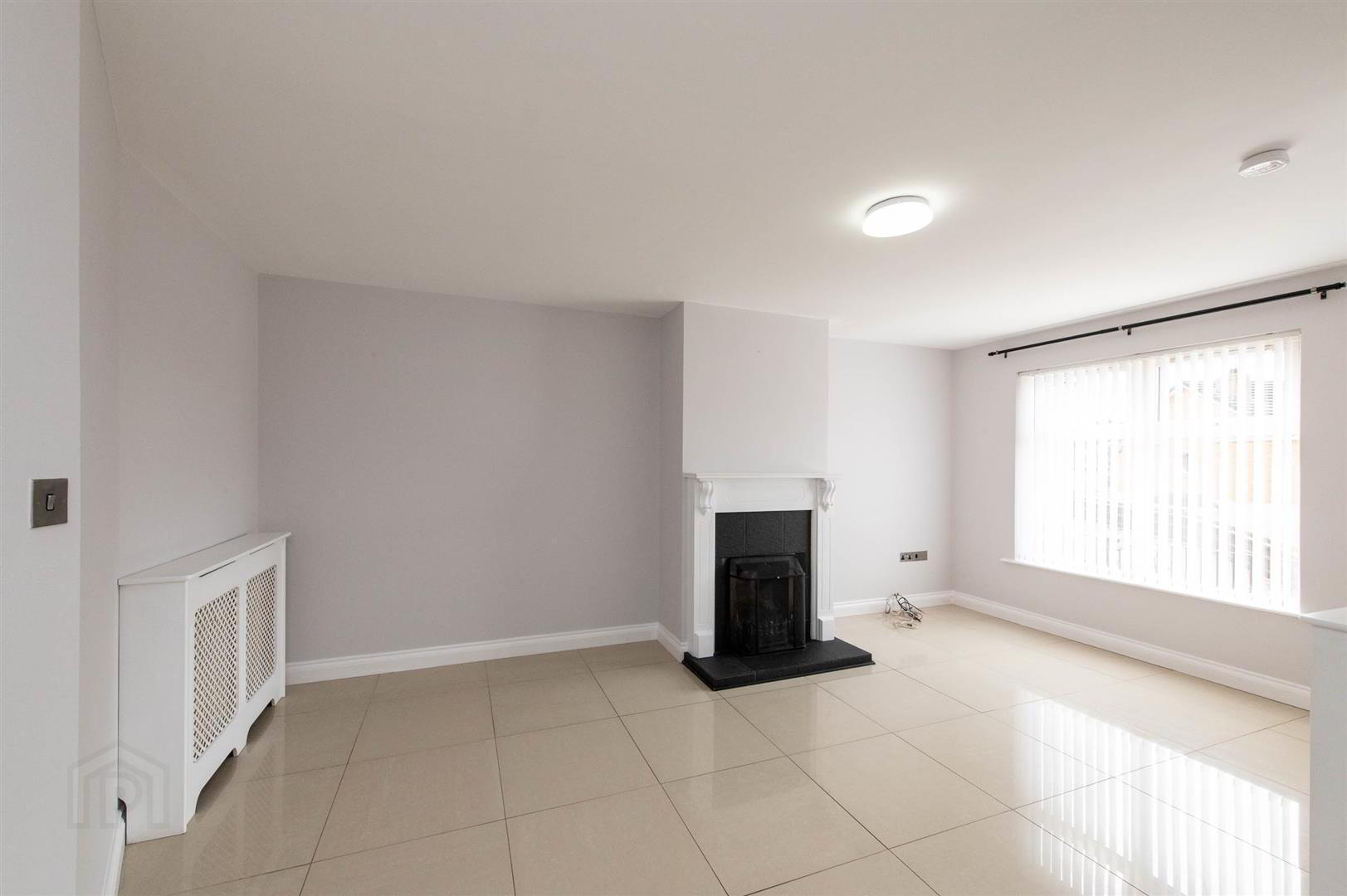 10 Drummond Brae 13 of 30