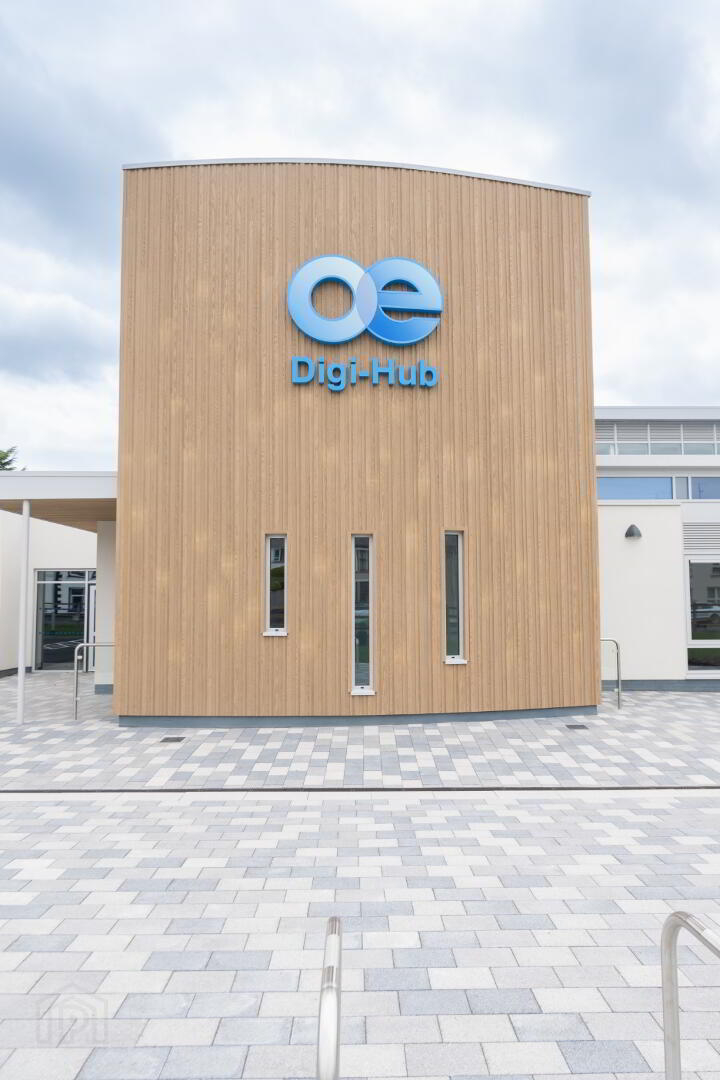 Digi-Hub, 1 Old Mountfield Road 3 of 14