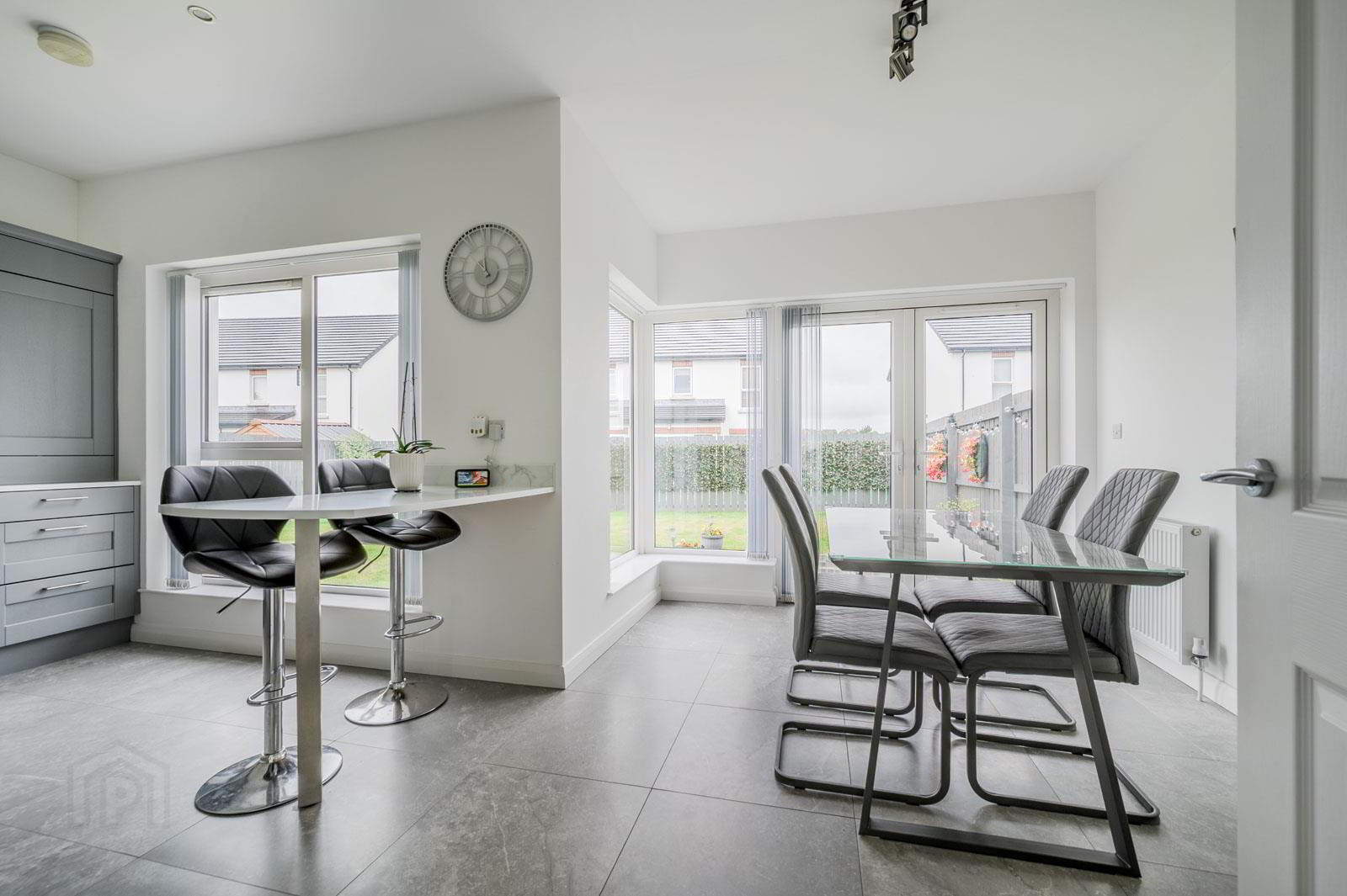 41 Balmoral Road 7 of 25