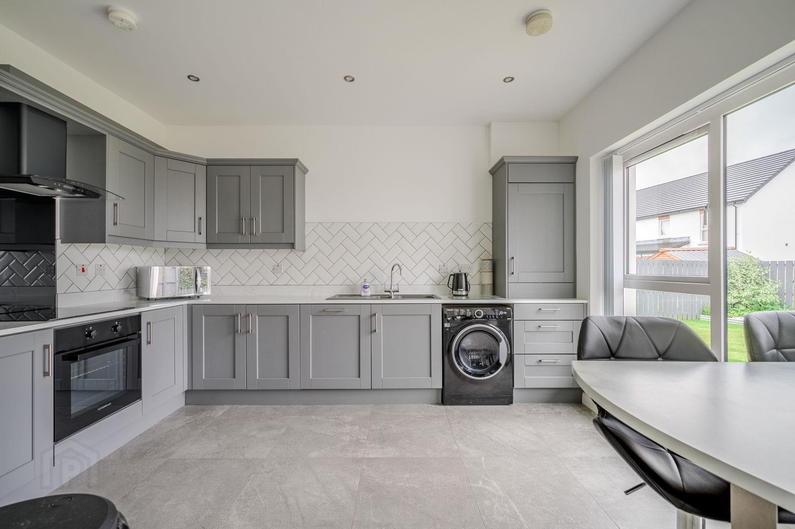41 Balmoral Road 9 of 25