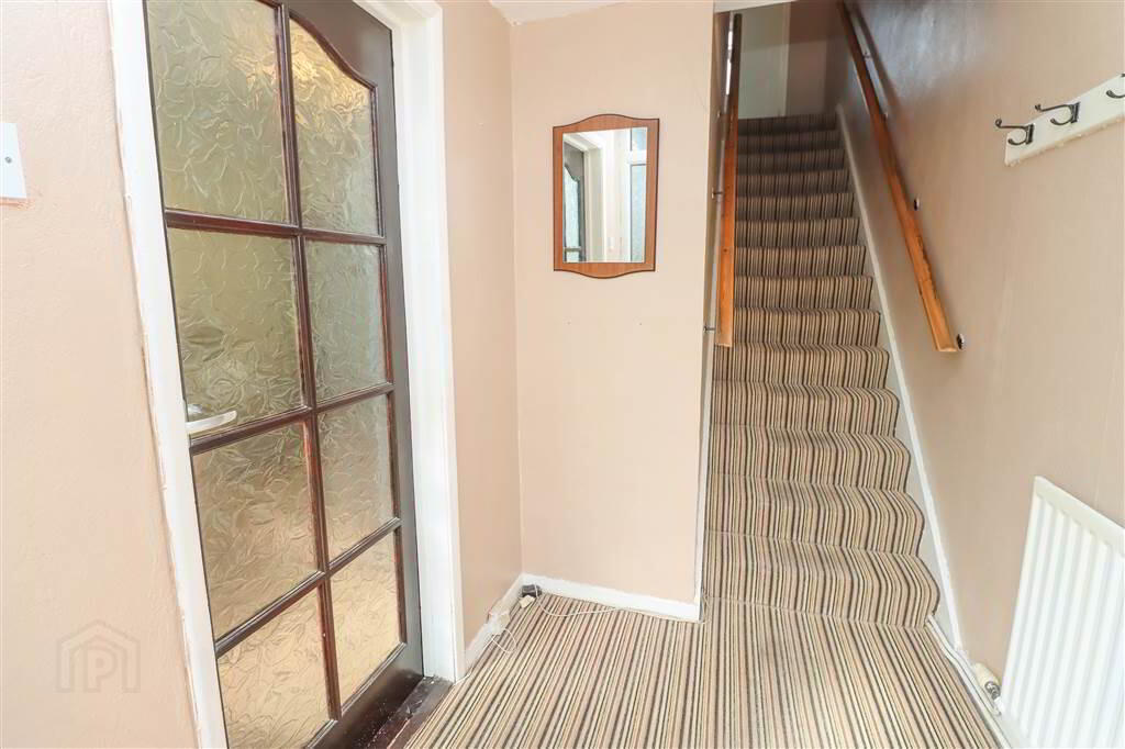 131 Kinross Avenue 3 of 19