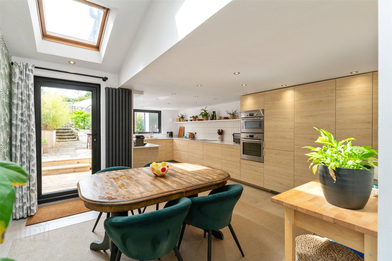 35 Princetown Road 14 of 38