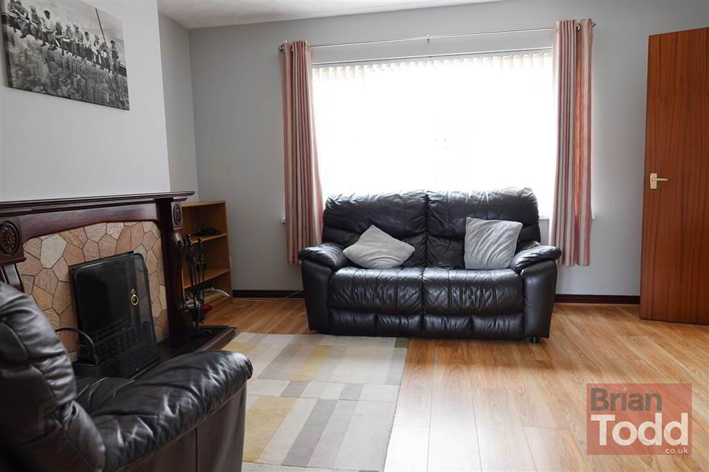 Glenburn Avenue 5 of 11