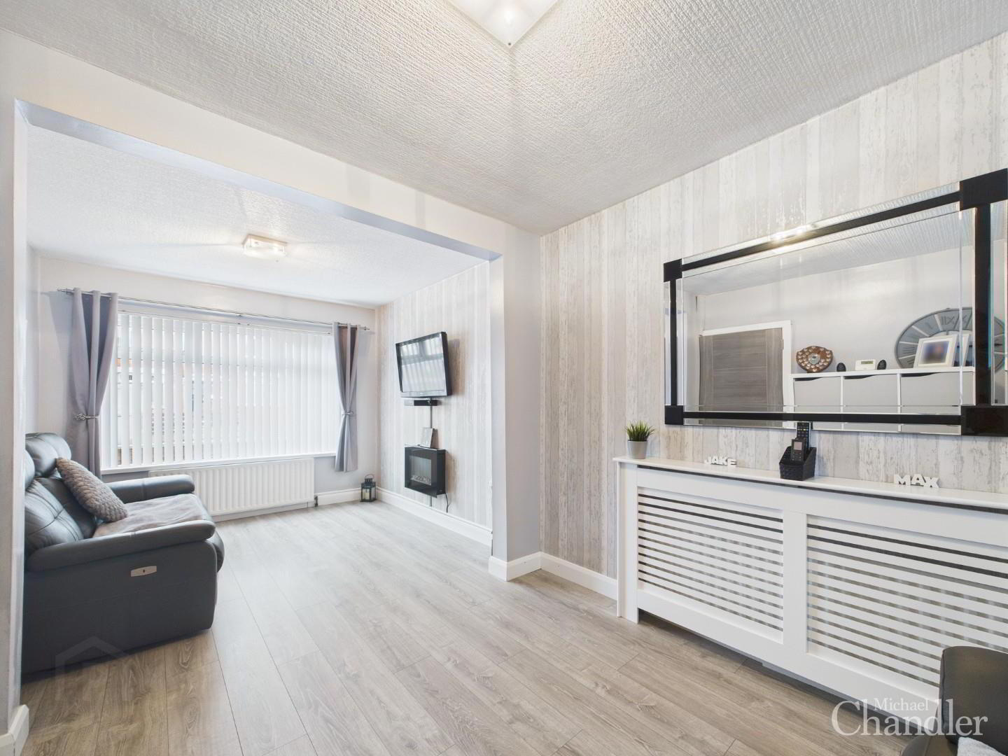 54 Connsbrook Avenue 5 of 16
