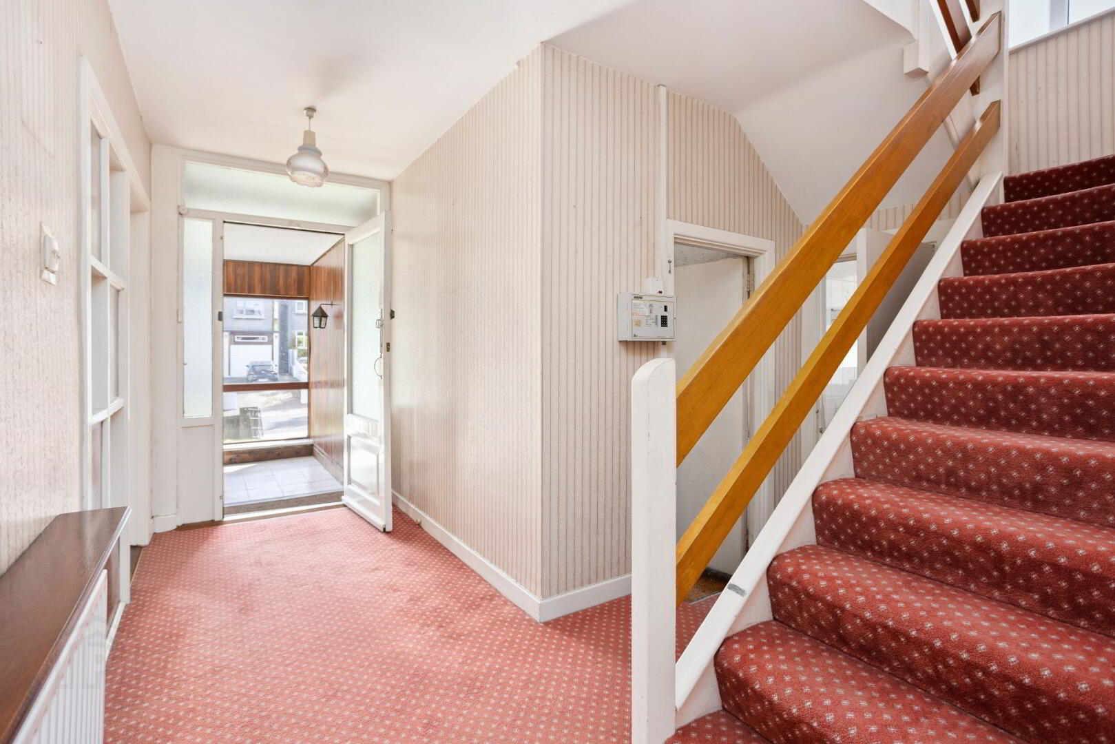16 Ardeevin Avenue 3 of 24