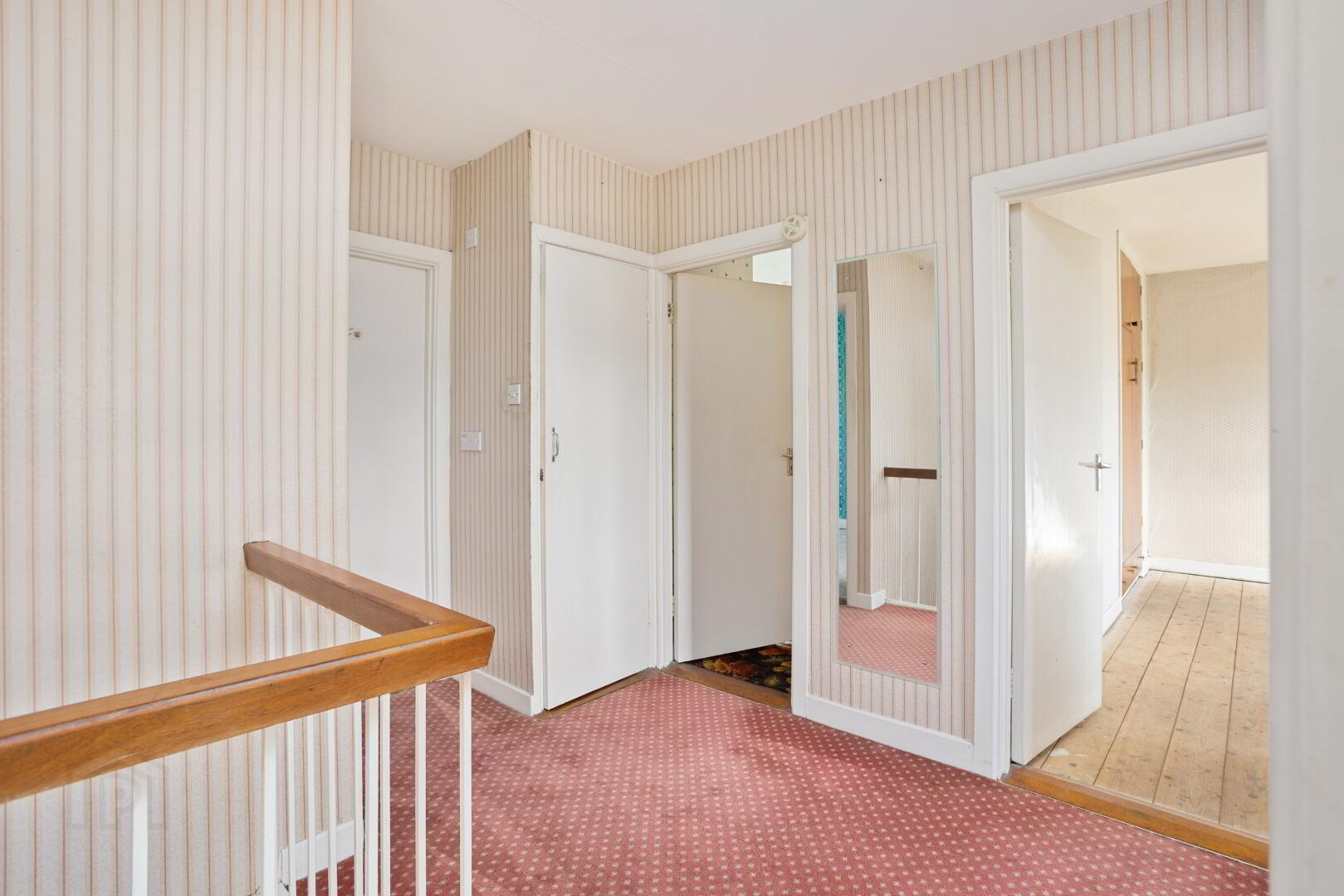 16 Ardeevin Avenue 15 of 24