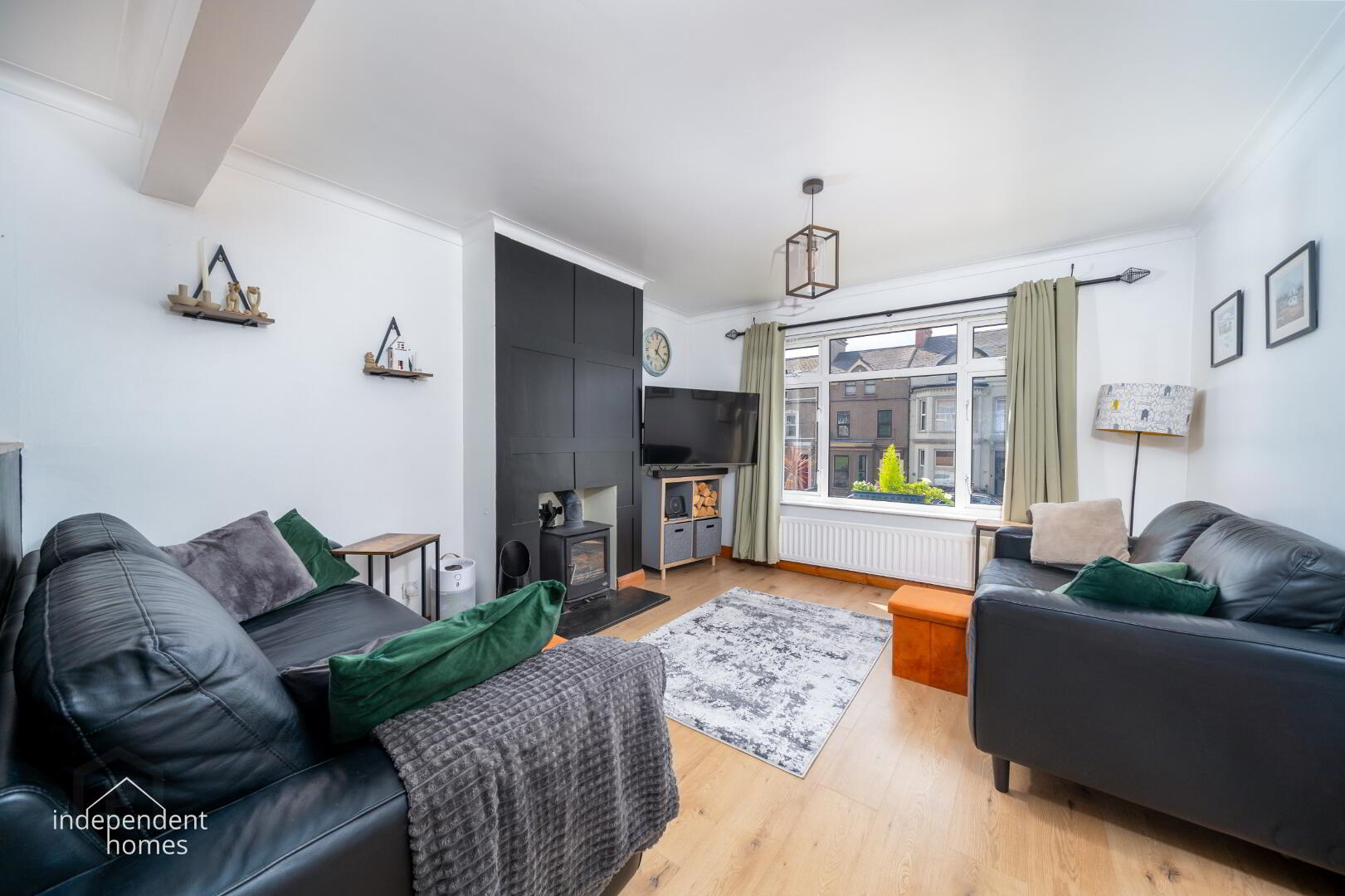 37 Glenarm Road 3 of 13