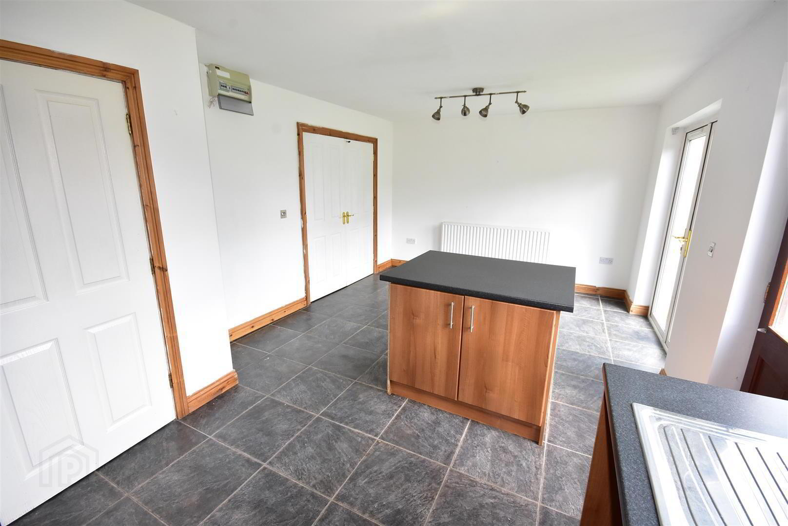 89 Millhouse Road 8 of 21