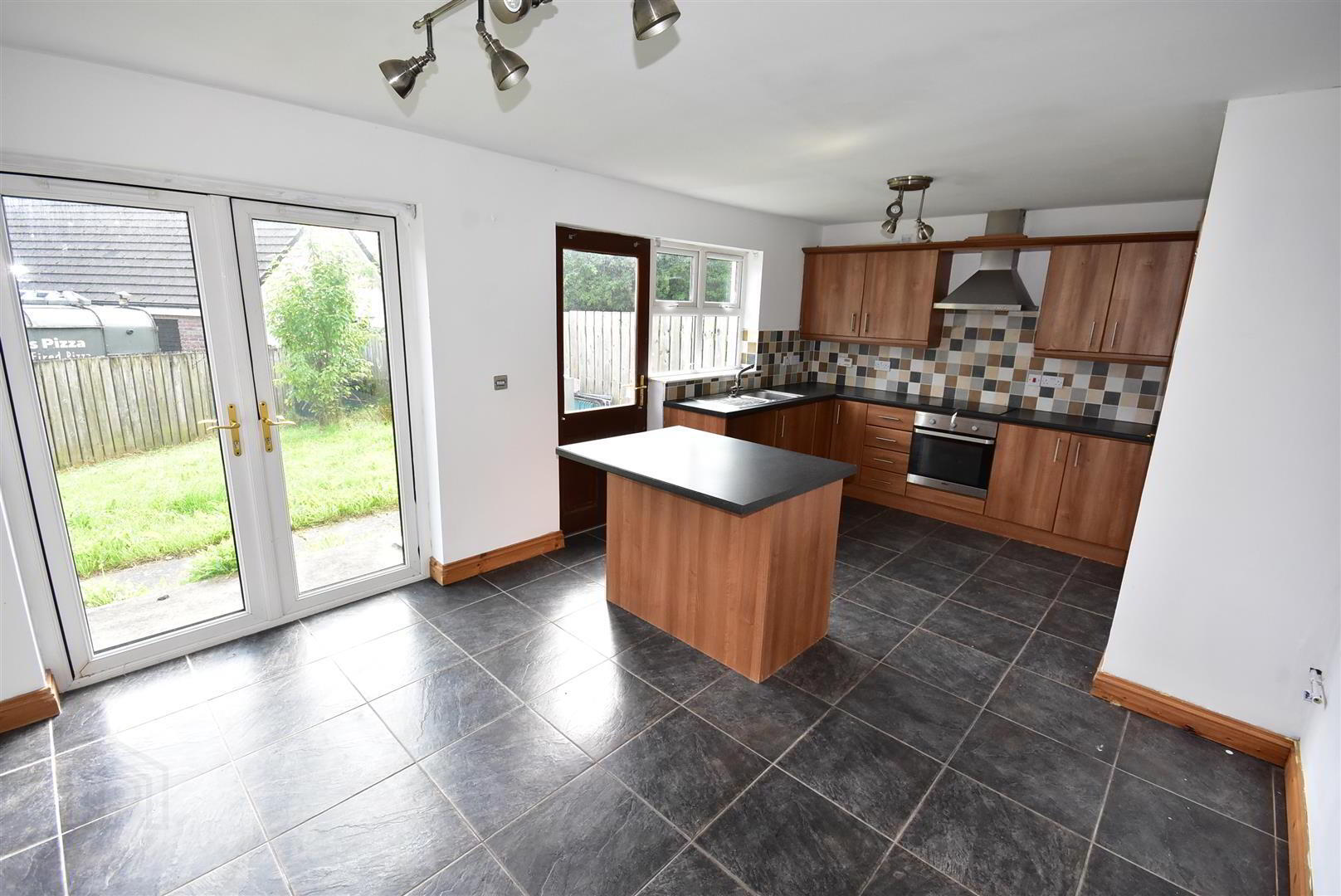 89 Millhouse Road 9 of 21
