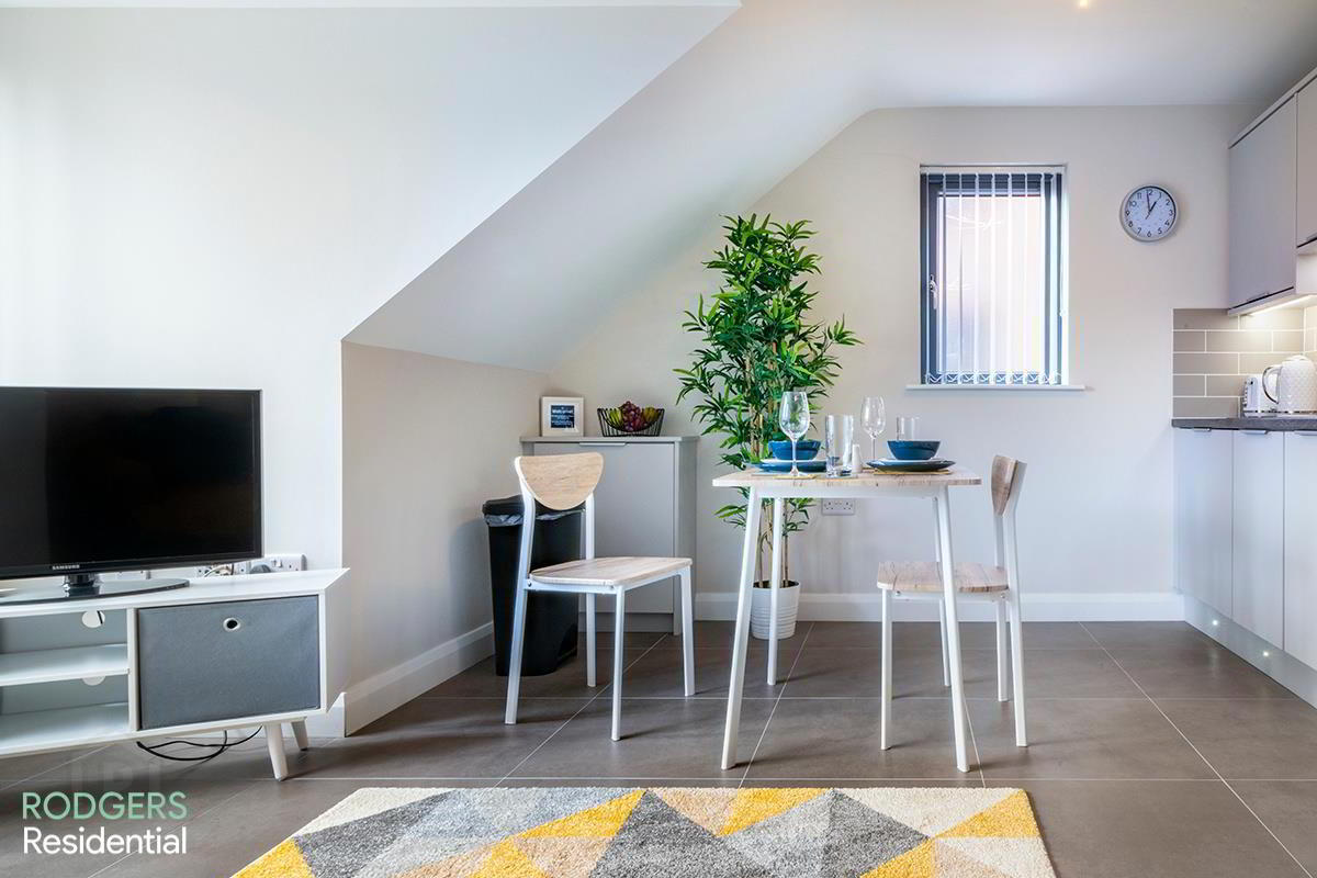 Apt 7, 1 Utility Street 4 of 18