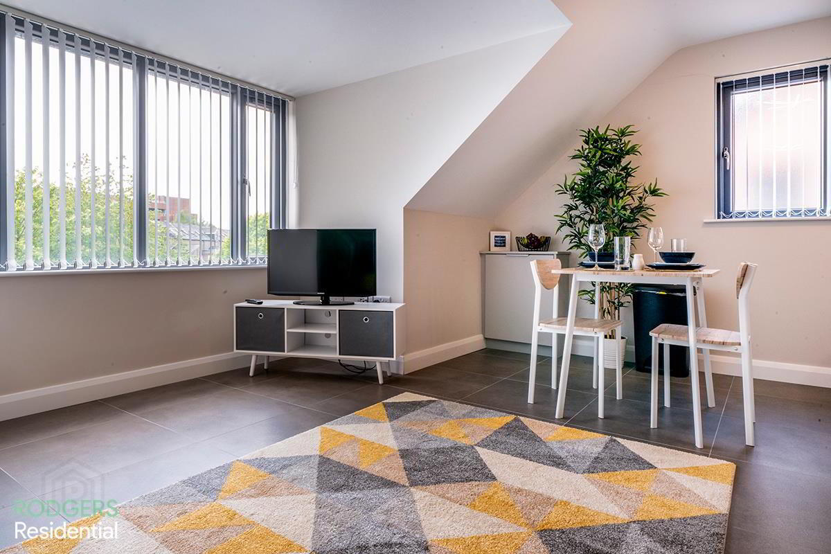Apt 7, 1 Utility Street 6 of 18