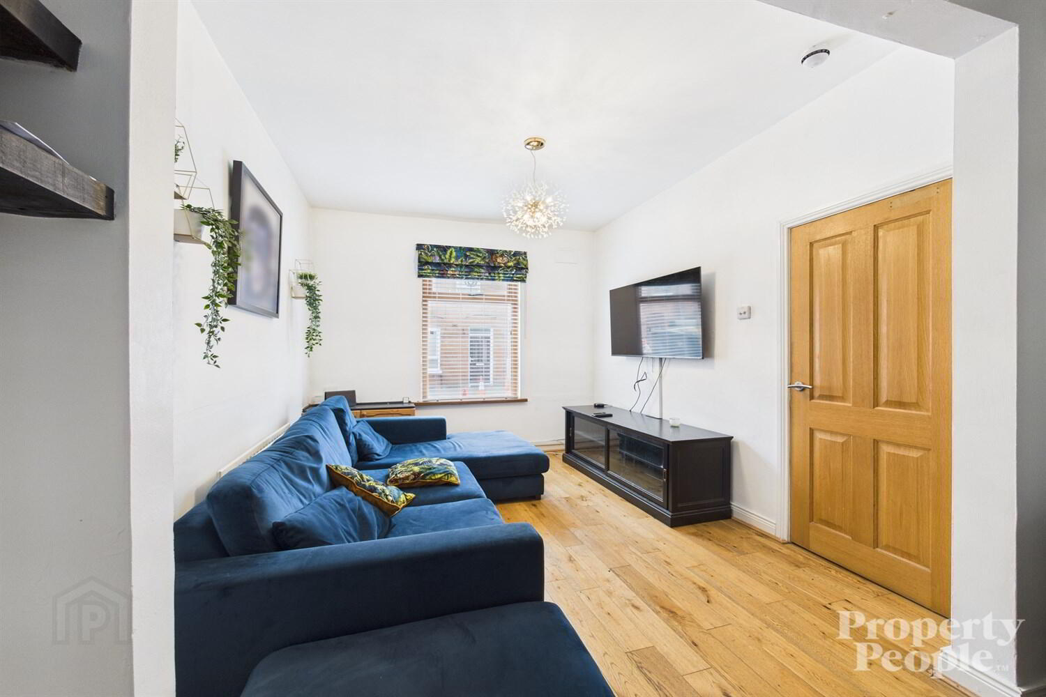 4 Artana Street 2 of 9