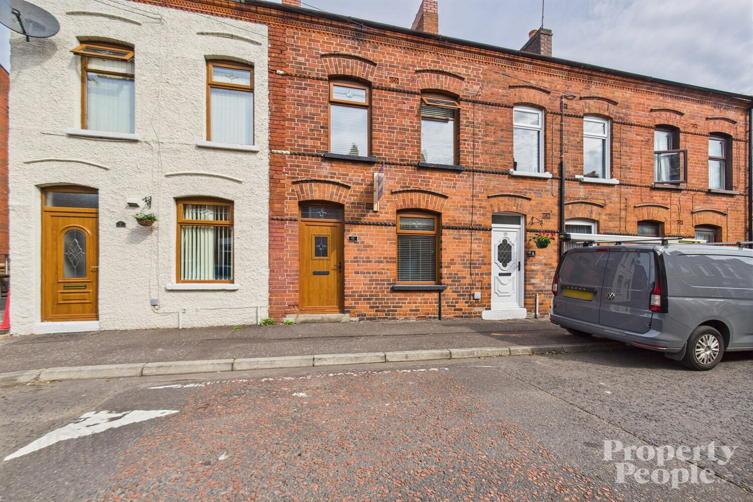 4 Artana Street 1 of 9
