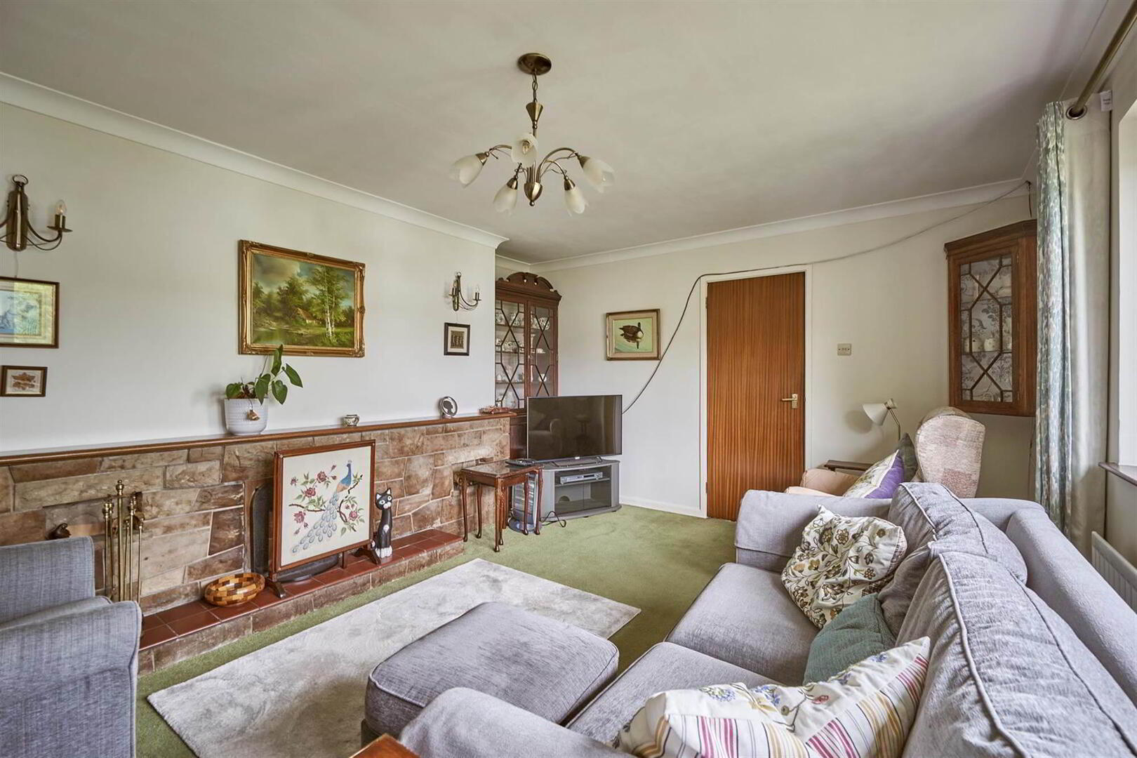 4 Croft Close 6 of 18