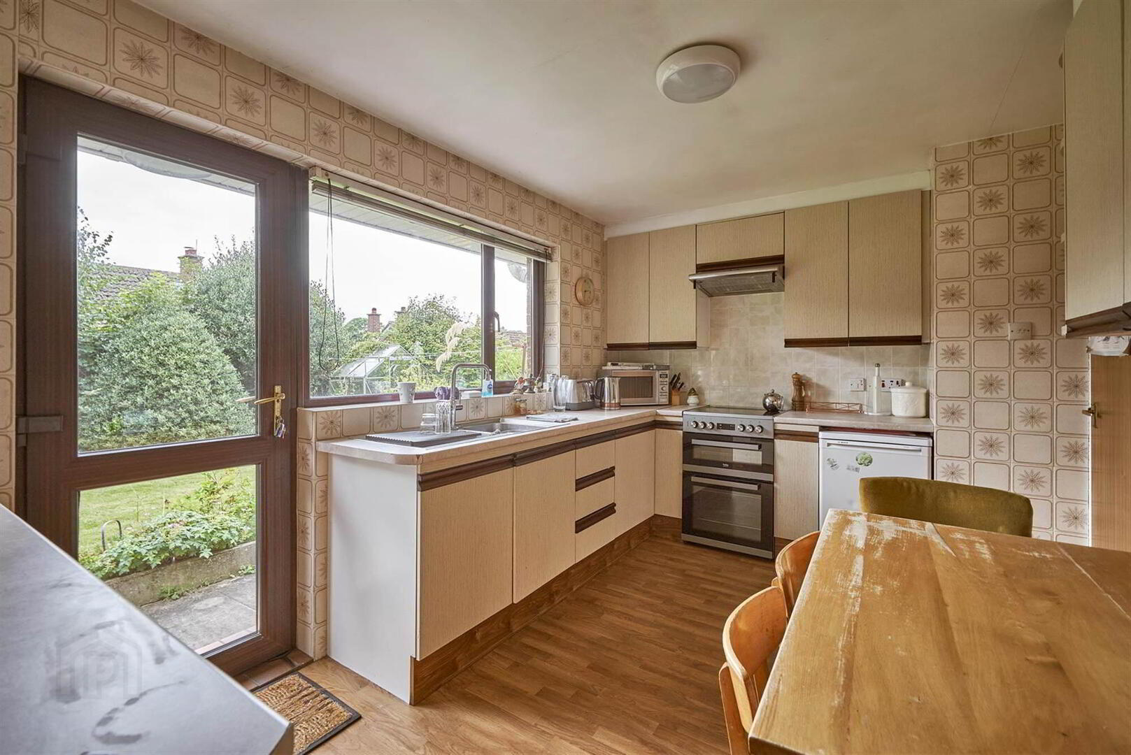 4 Croft Close 8 of 18
