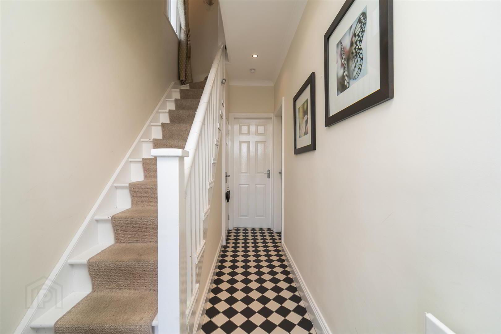 38 Bloomfield Gardens 6 of 29